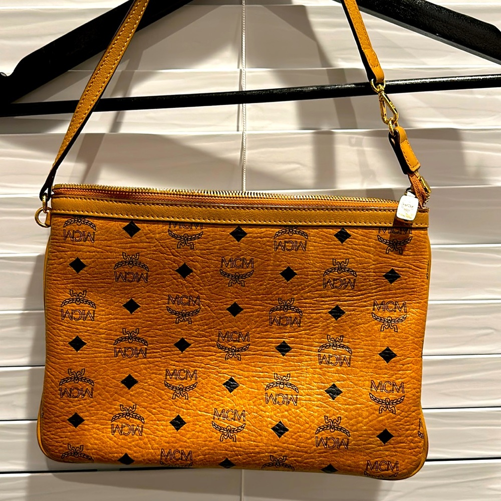 MCM small hand bag. Guaranteed Authentic